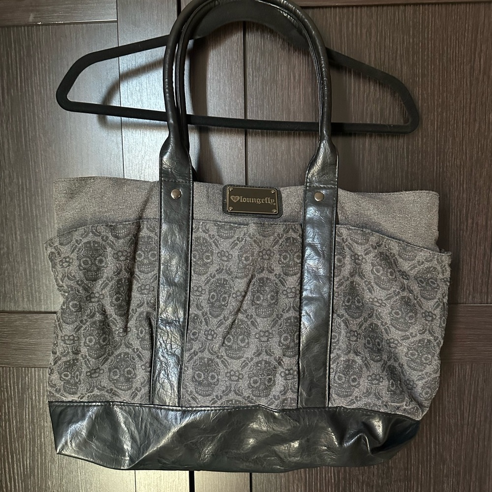 NWT Loungefly Black and Gray Tote Bag
